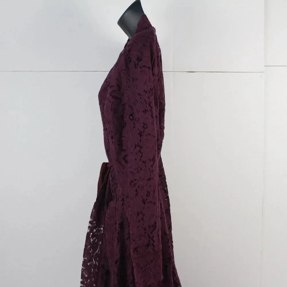 NWT CHASER ROBE